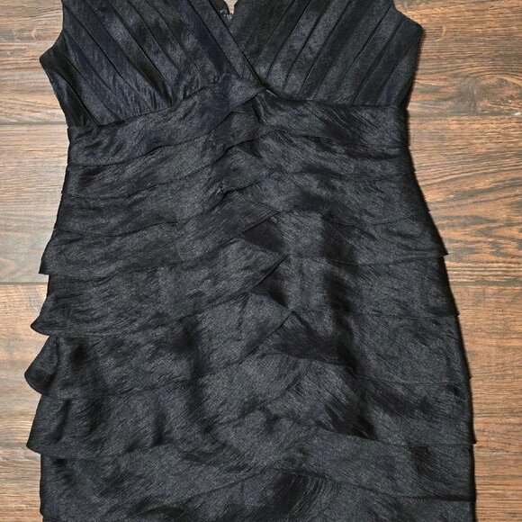 Adrianna Papell Black Tiered Formal Dress SZ 12 - Picture 3 of 7